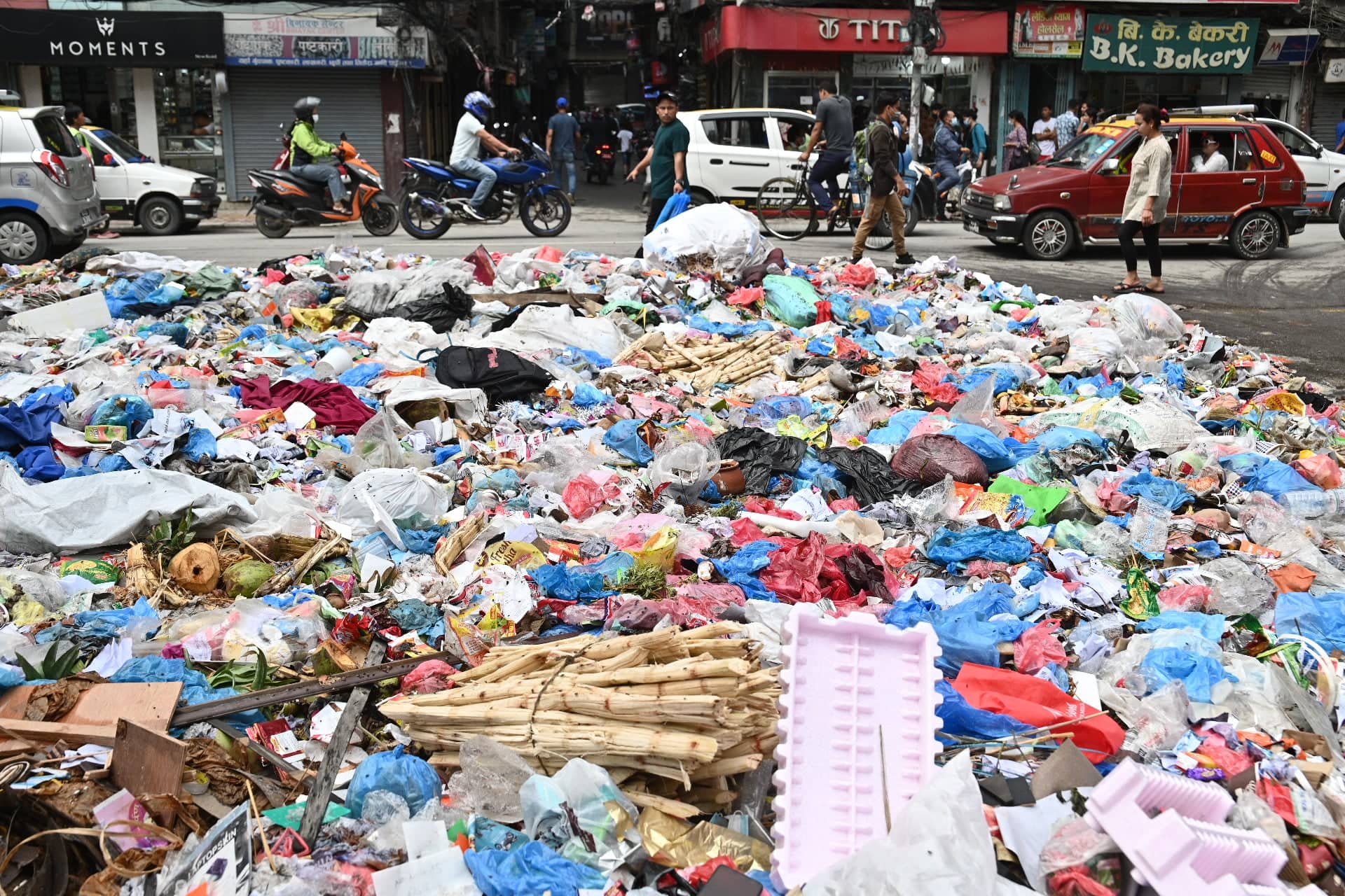 सरकारलाई एमाले सांसदकाे चेतावनी- काठमाडाैंकाे फाेहाेर तत्काल नउठे चुप लागिँदैन